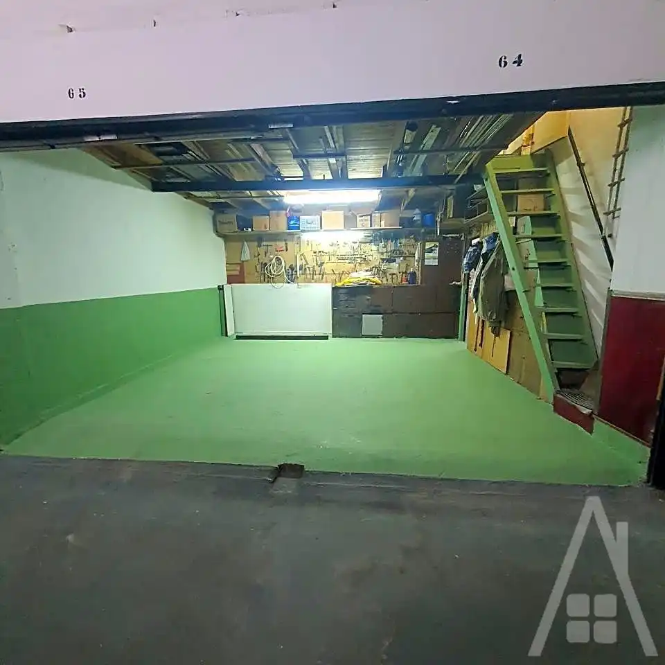 Garage for sale in Bilbao 