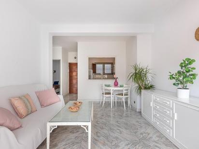 Sala d'estar de Apartament en venda en Fuengirola amb Terrassa i Balcó