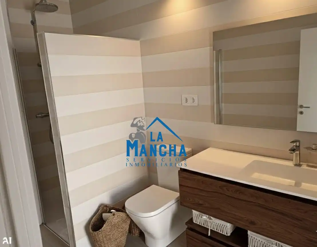 Bathroom of Houses for sale in Albacete  with Terrace, Swimming Pool and Furnished