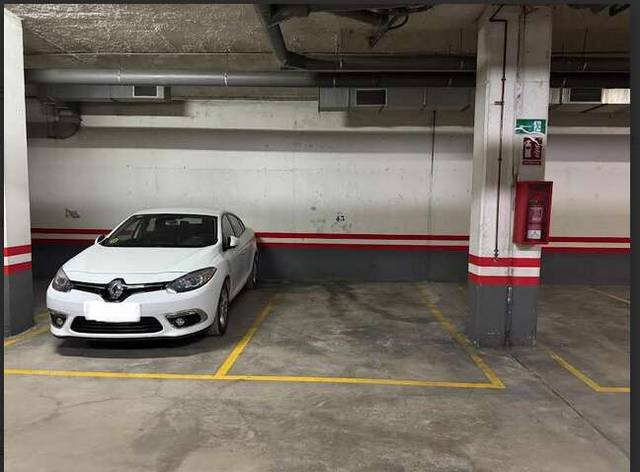 Garaje en Venta en Pino Montano - Consolación