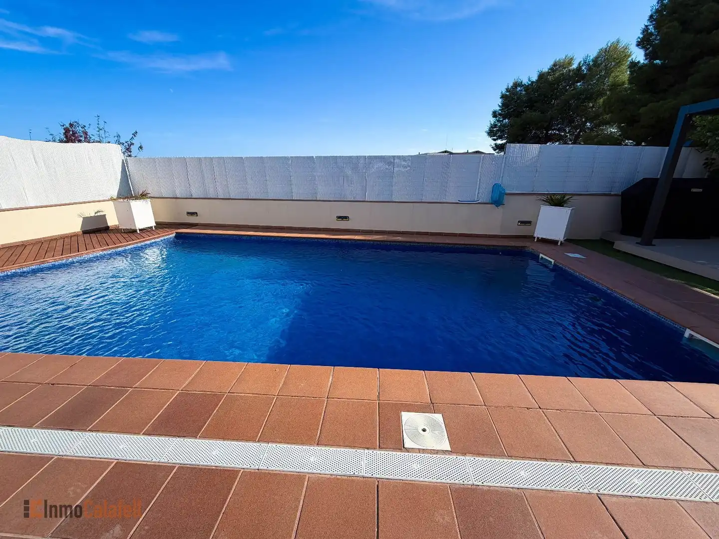 Piscina de Casa o chalet en venta en Calafell con Aire acondicionado, Calefacción y Jardín privado