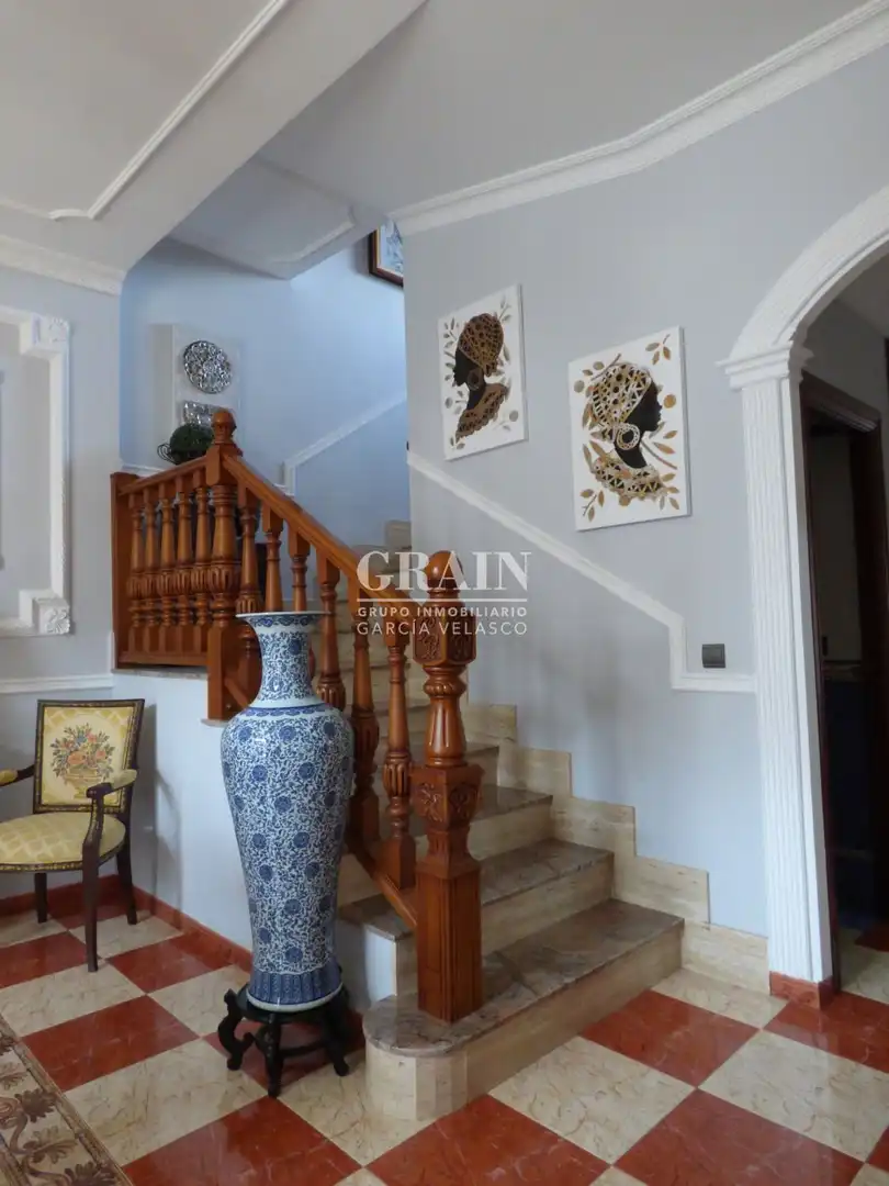 Houses for sale in Albacete  with Air Conditioner, Heating and Private garden
