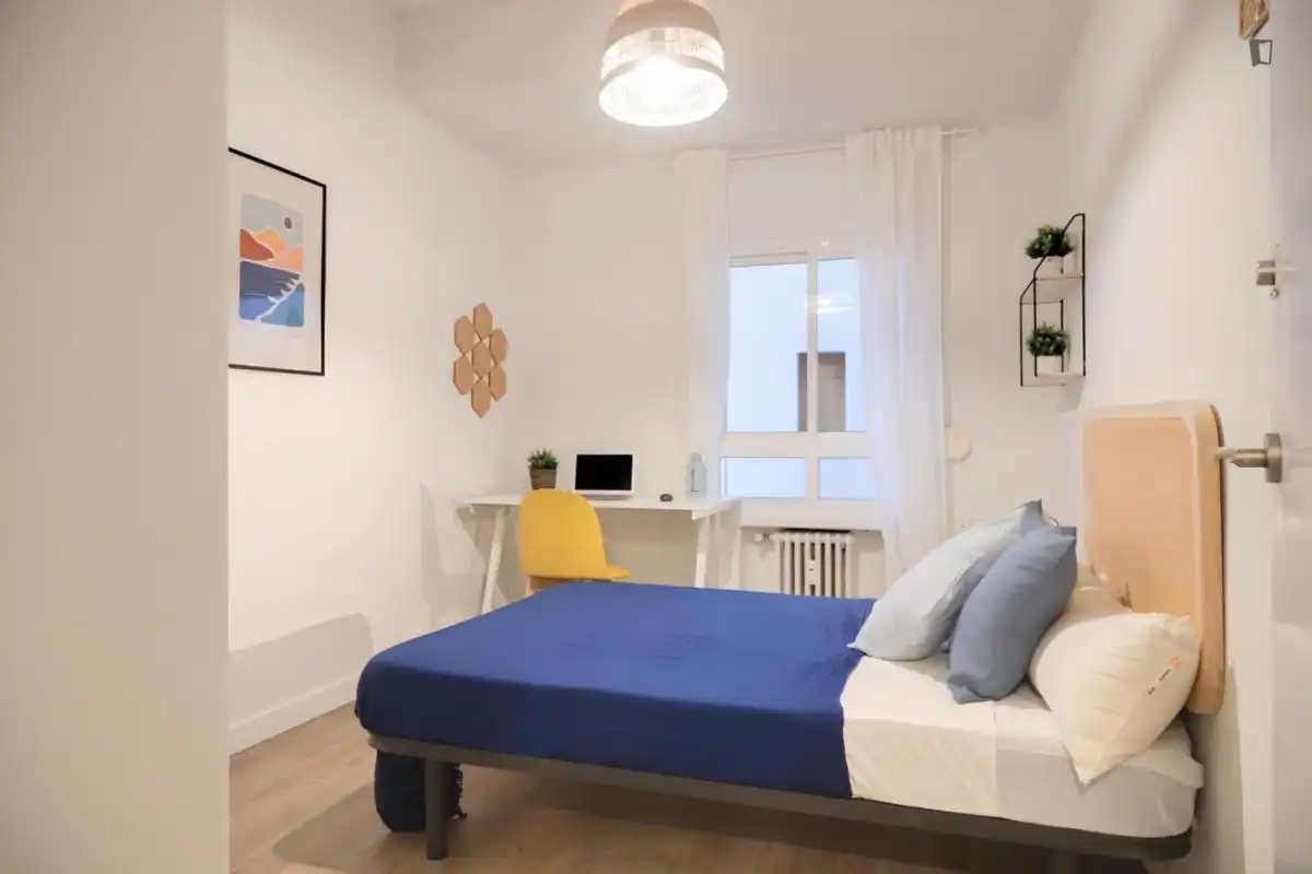 Schlafzimmer von Wohnungen zur untervermieten in Madrid mit Heizung, Möbliert und Ofen