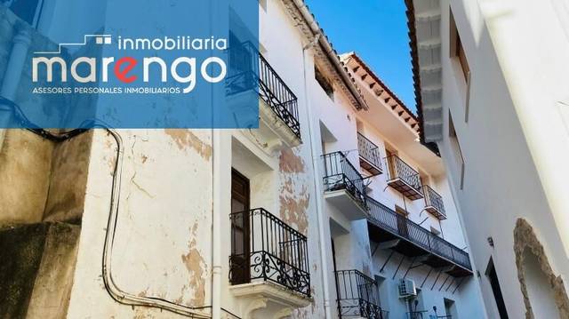 Casa-chalet en Venta en Cirat