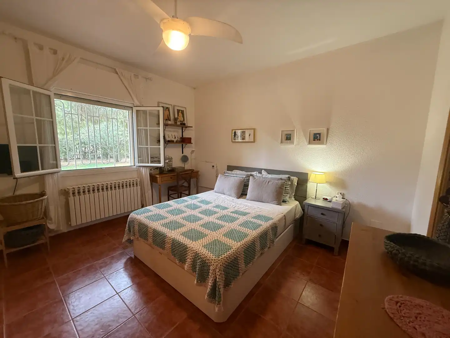Habitación de Casa o chalet en venta en Poblete con Aire acondicionado, Jardín privado y Piscina