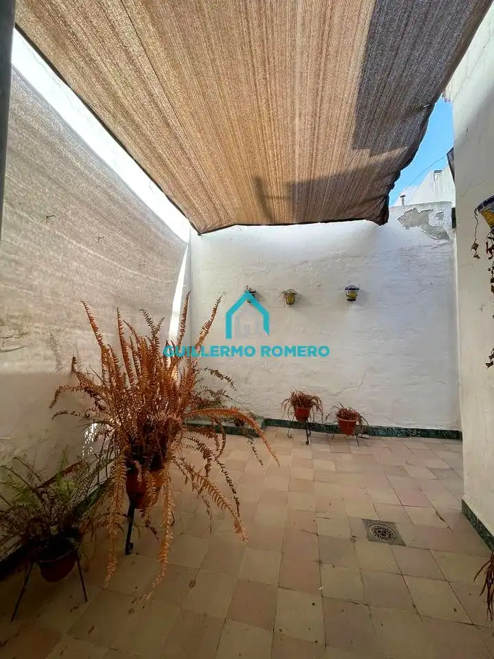 Exterior view of Houses for sale in Coria del Río