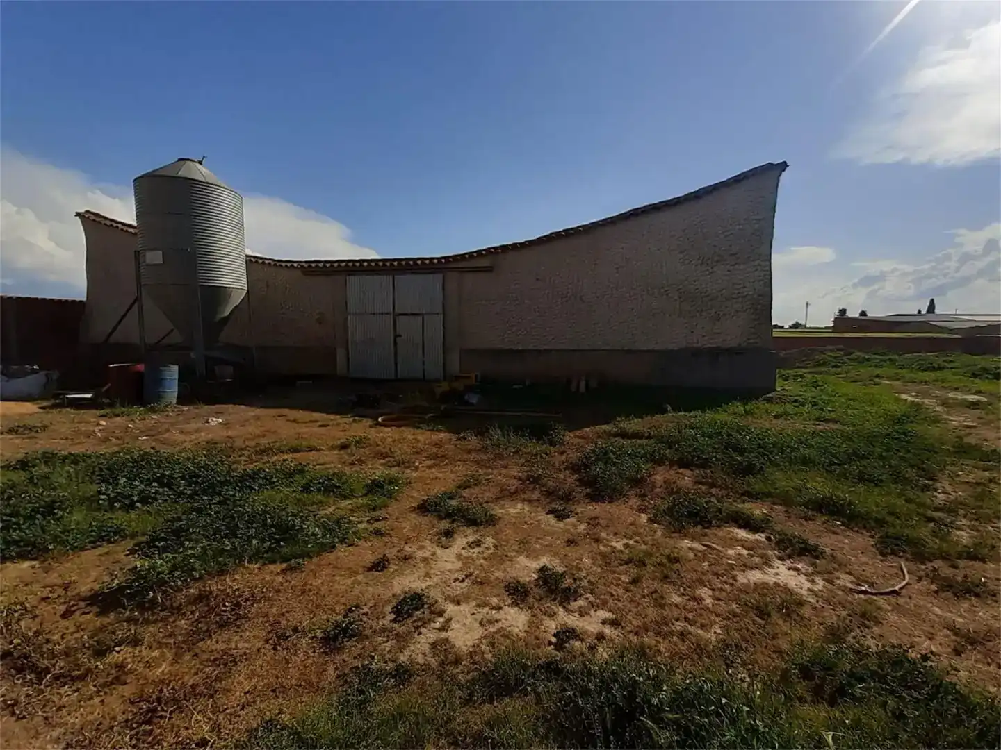 Vista exterior de Terreno en venta en Bolaños de Campos, Valladolid