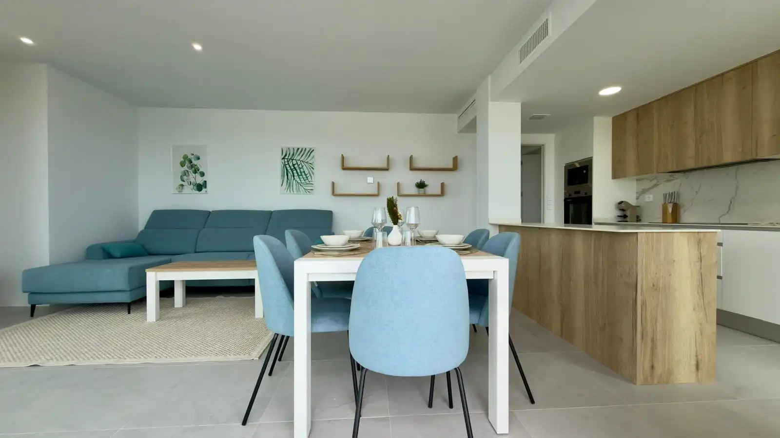 Menjador de Apartament de lloguer en Finestrat amb Aire condicionat, Jardí privat i Terrassa