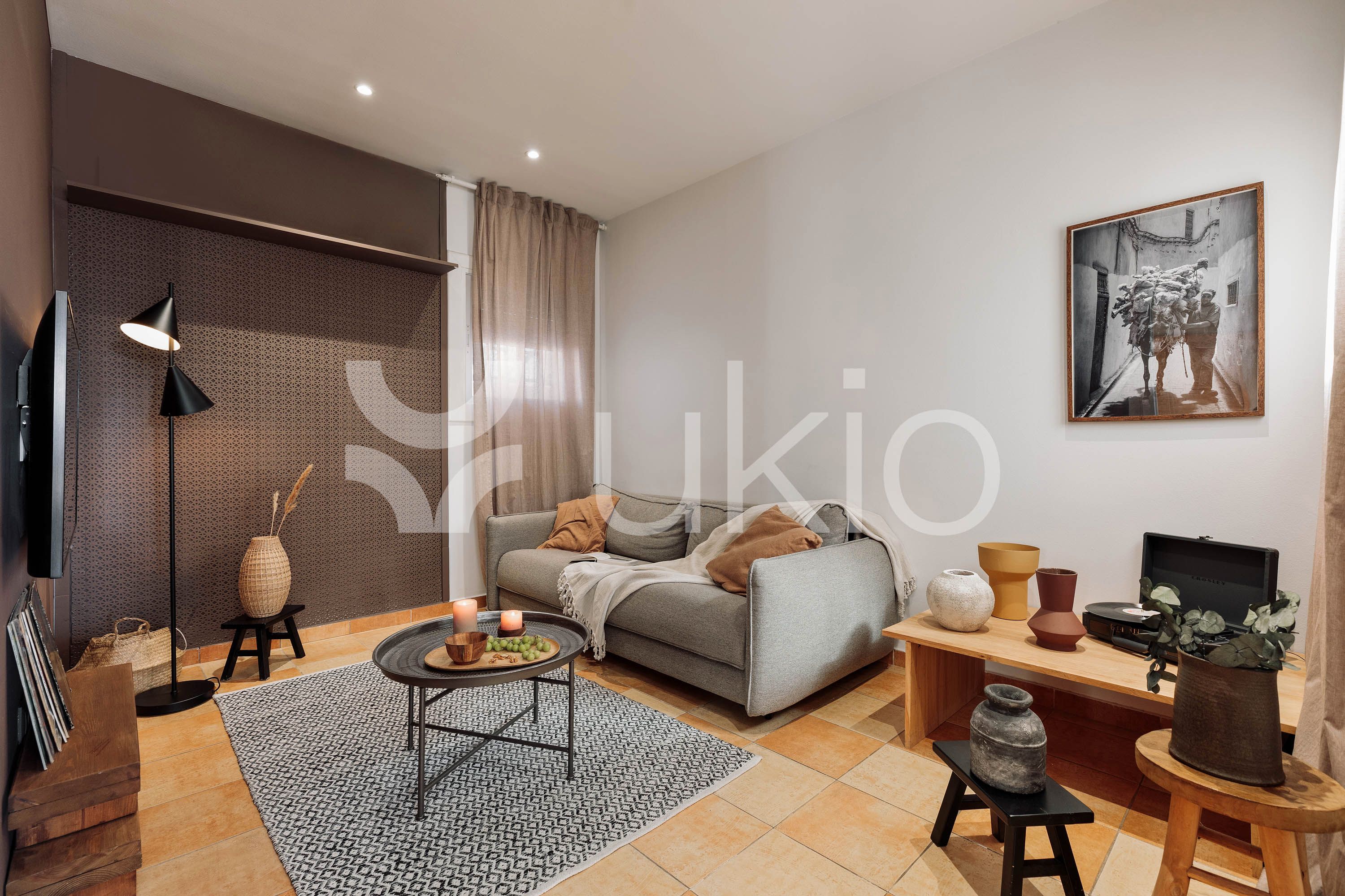 Living room of Attic to rent in  Barcelona Capital  with Air Conditioner, Terrace and Furnished