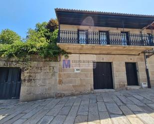 Vista exterior de Casa o xalet en venda en Allariz amb Jardí privat, Moblat i Balcó