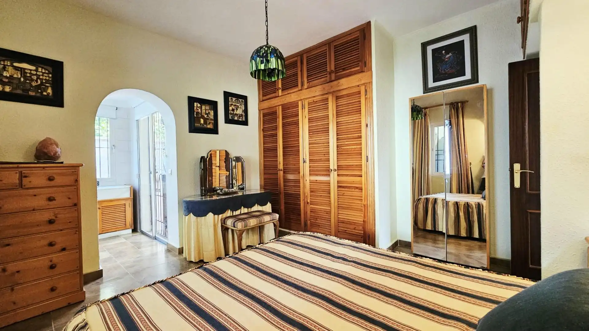 Habitación de Casa o chalet en venta en Marbella con Jardín privado, Terraza y Piscina comunitaria