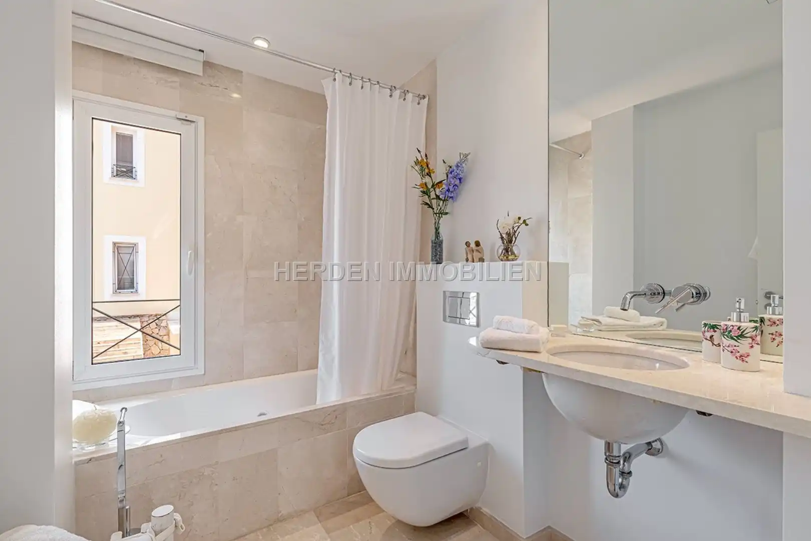 Bathroom of Flat for sale in Andratx  with Heating, Terrace and Storage room