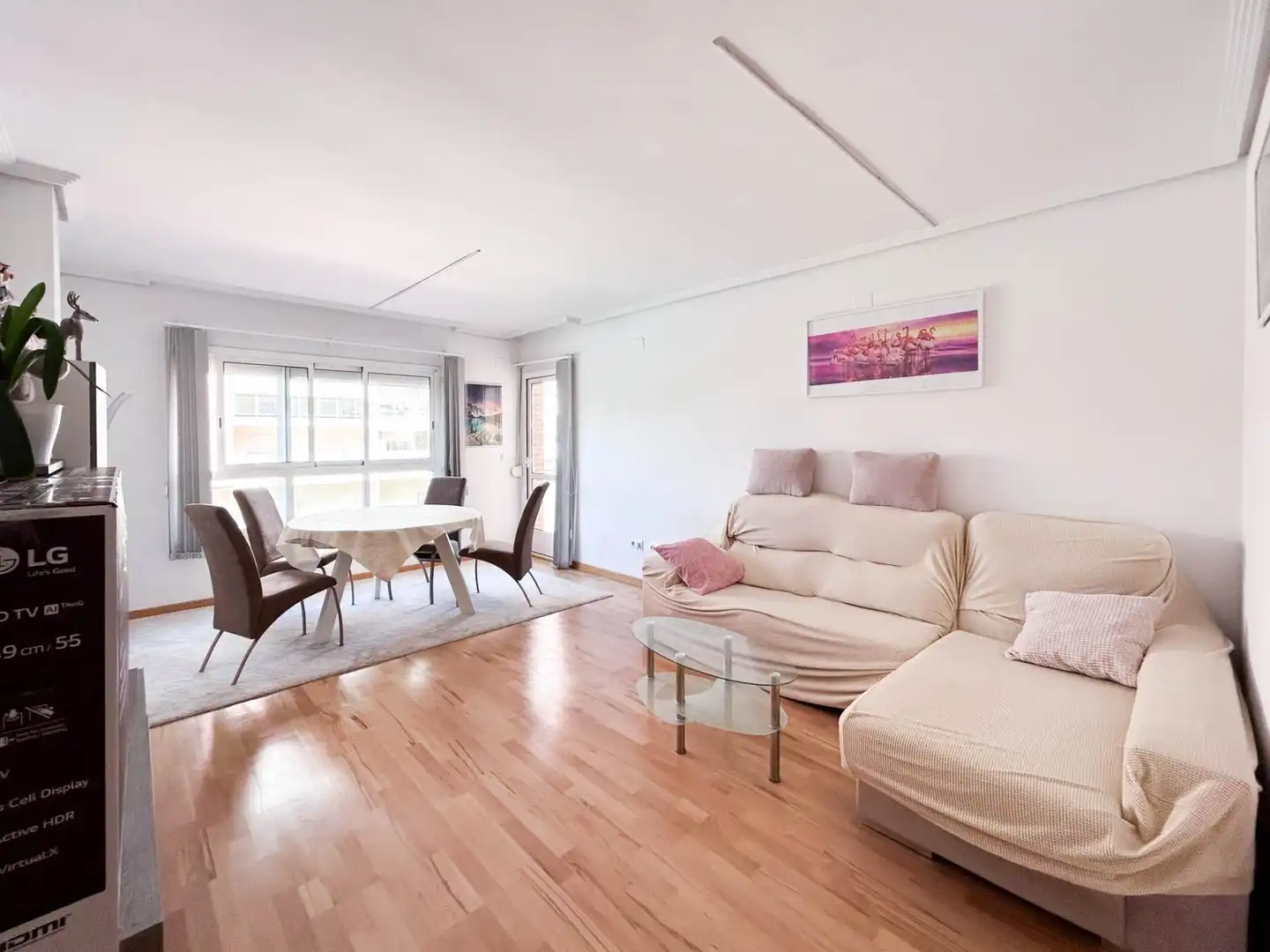 Living room of Flat for rent in Paterna  with Air Conditioner, Heating and Private garden