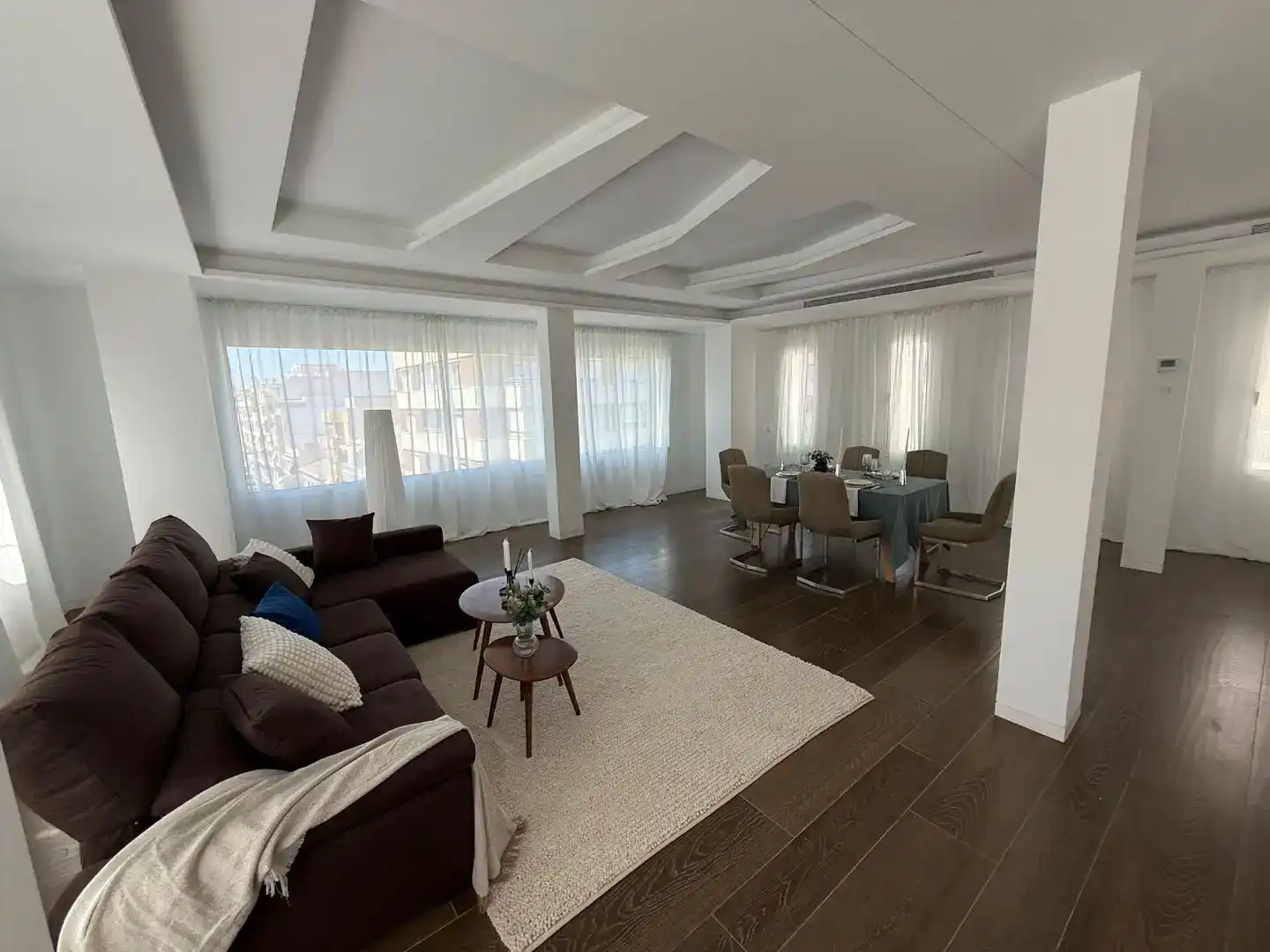 Sala d'estar de Àtic de lloguer en Torrevieja amb Aire condicionat