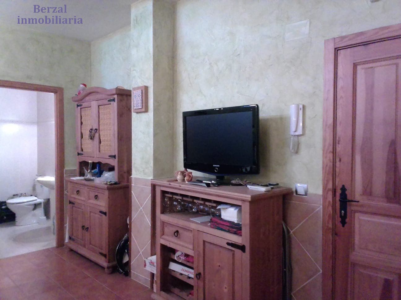 Premises for sale in Calle picos de urbion, La Cava - Fardachón