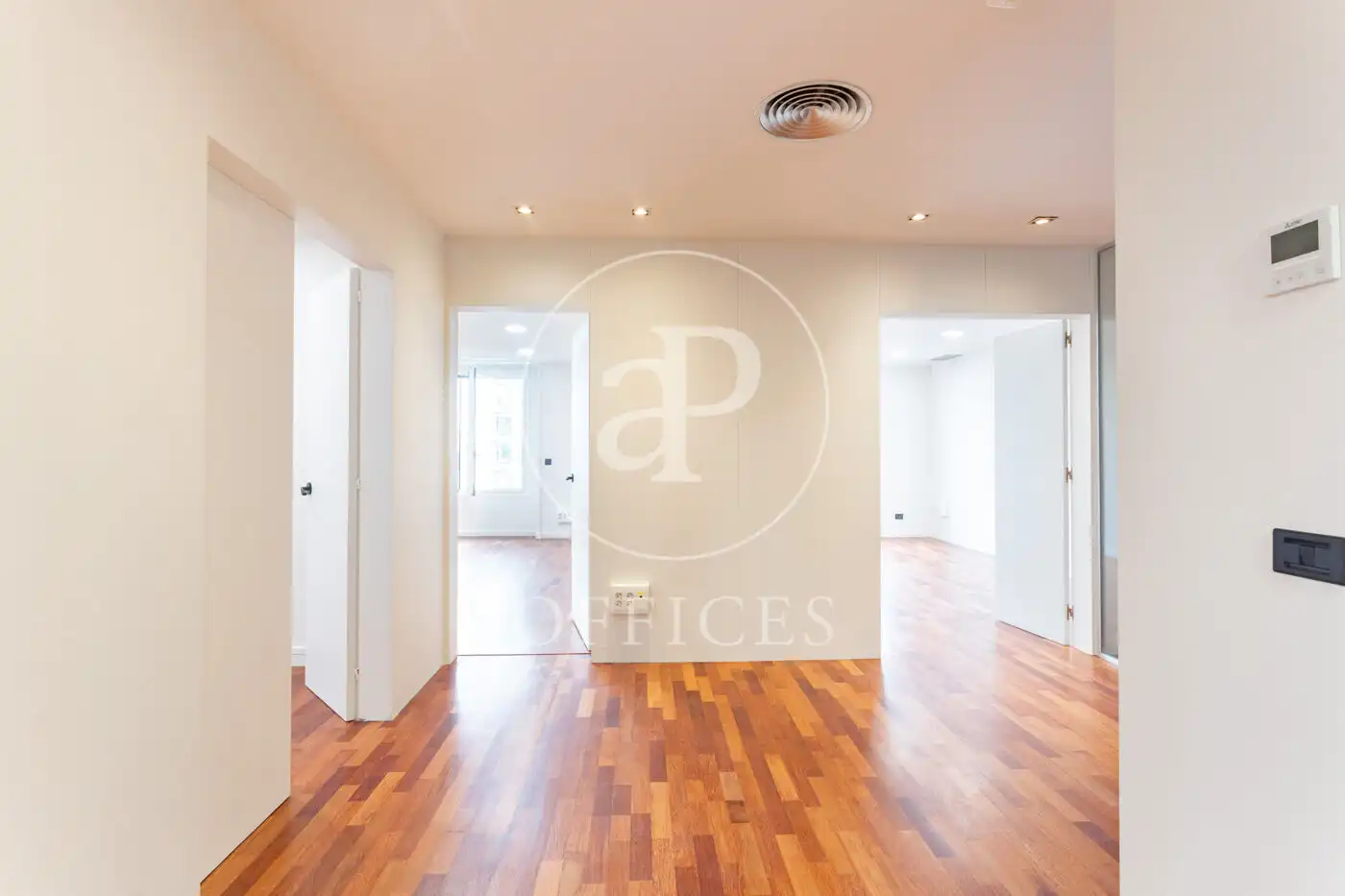 Office space with lift to rent in Pg. de Gràcia, imagen 10