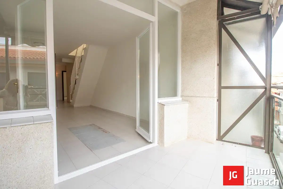 Piso en venta en Torredembarra con Calefacción, Terraza y Trastero