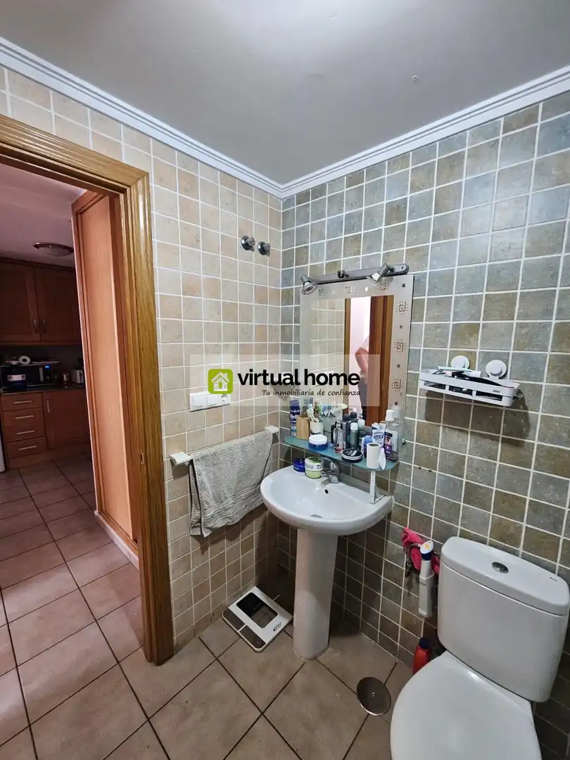 Bathroom of Flat for sale in Benimantell  with Air Conditioner, Terrace and Furnished