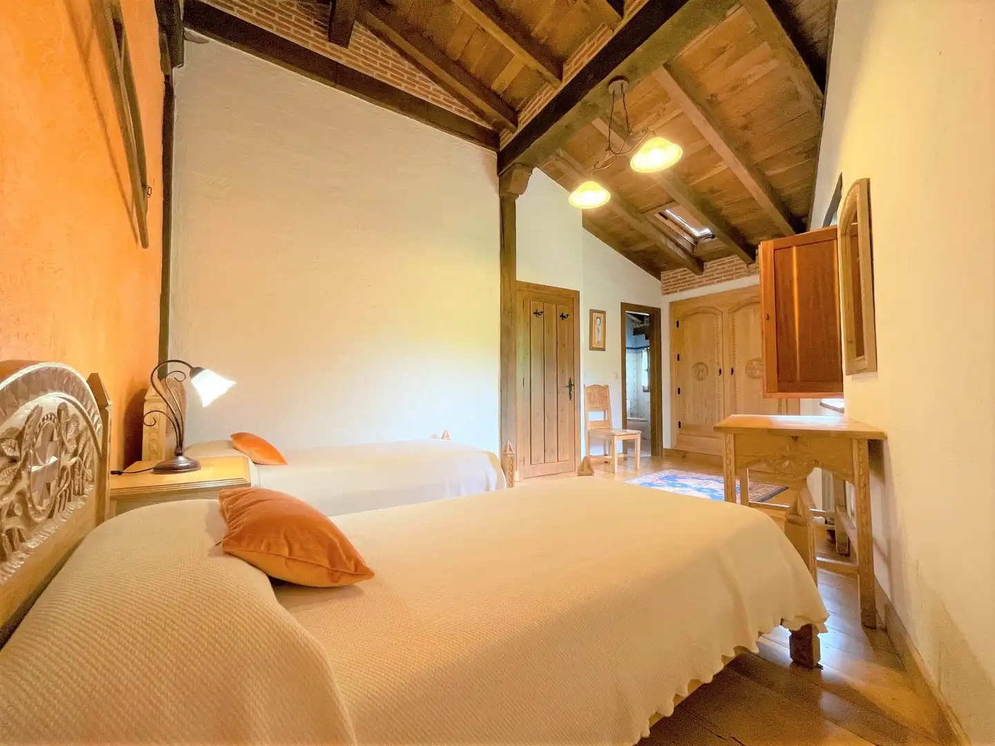 Schlafzimmer von Country house zum Verkauf in Villarcayo de Merindad de Castilla la Vieja mit Terrasse, Möbliert und Balkon