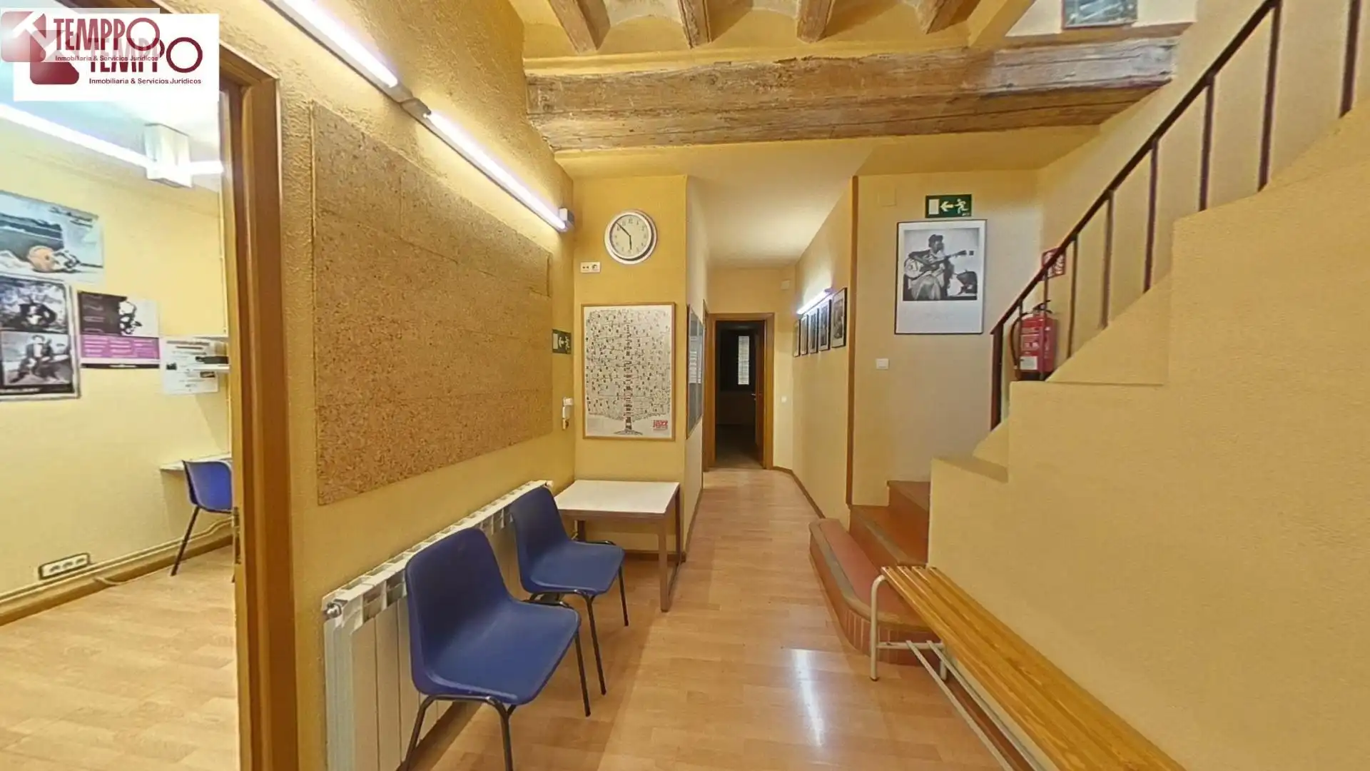 Casa adosada en venta en Carrer MURALLA, Centre