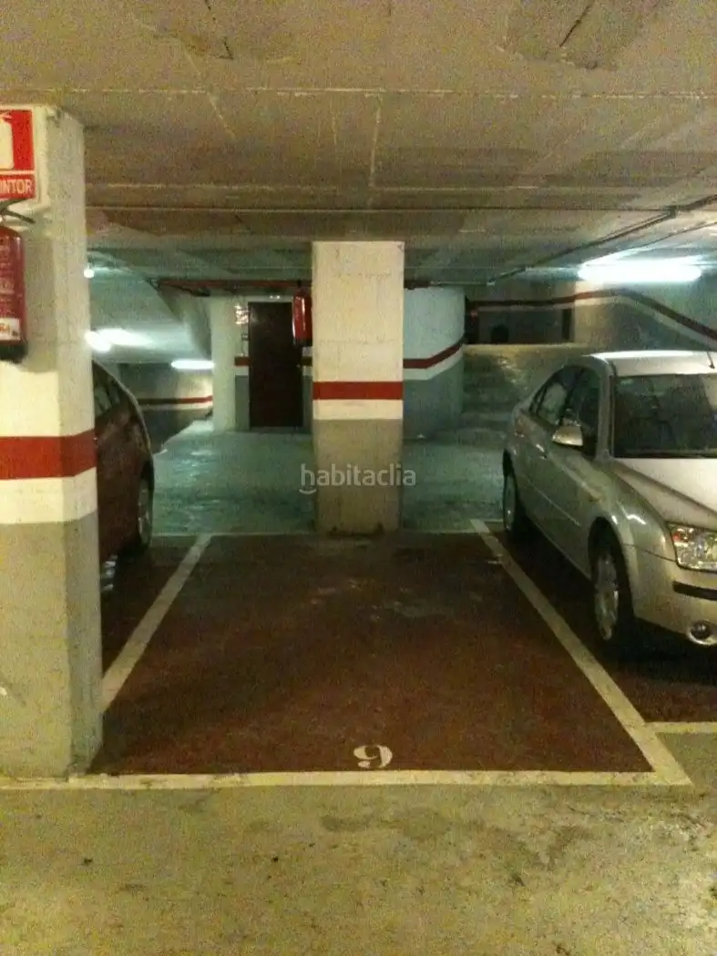 Individuale in vendita a Carrer de la Constitució 129, imagen 3