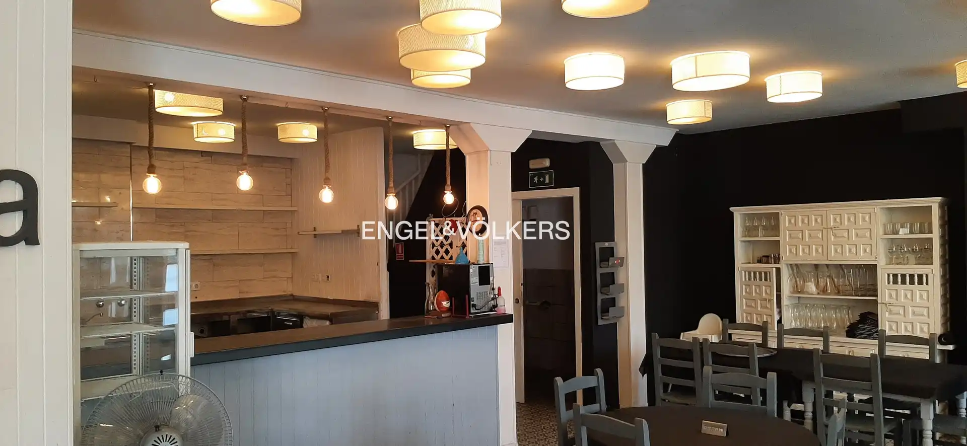 Business premises for sale in Centre - Eixample – Can Llobet, imagen 2