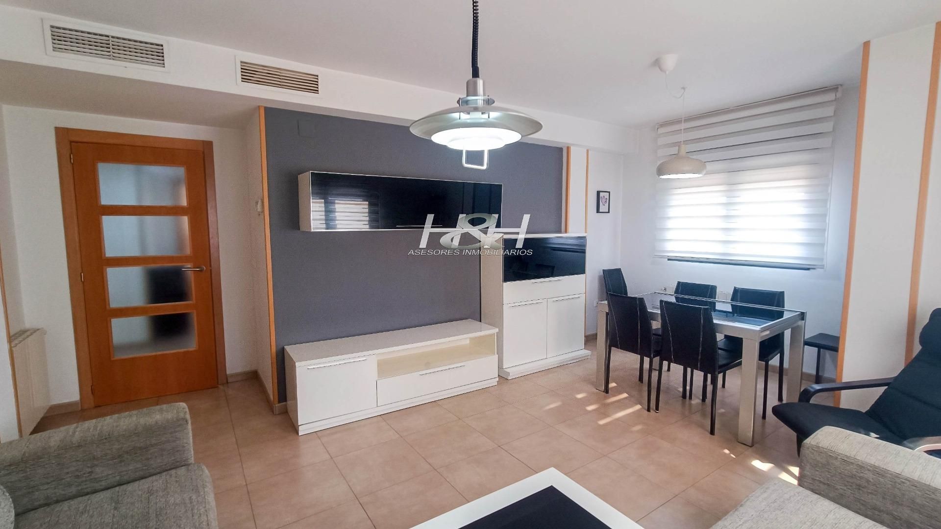 Living room of Flat for sale in Burjassot  with Air Conditioner, Heating and Balcony