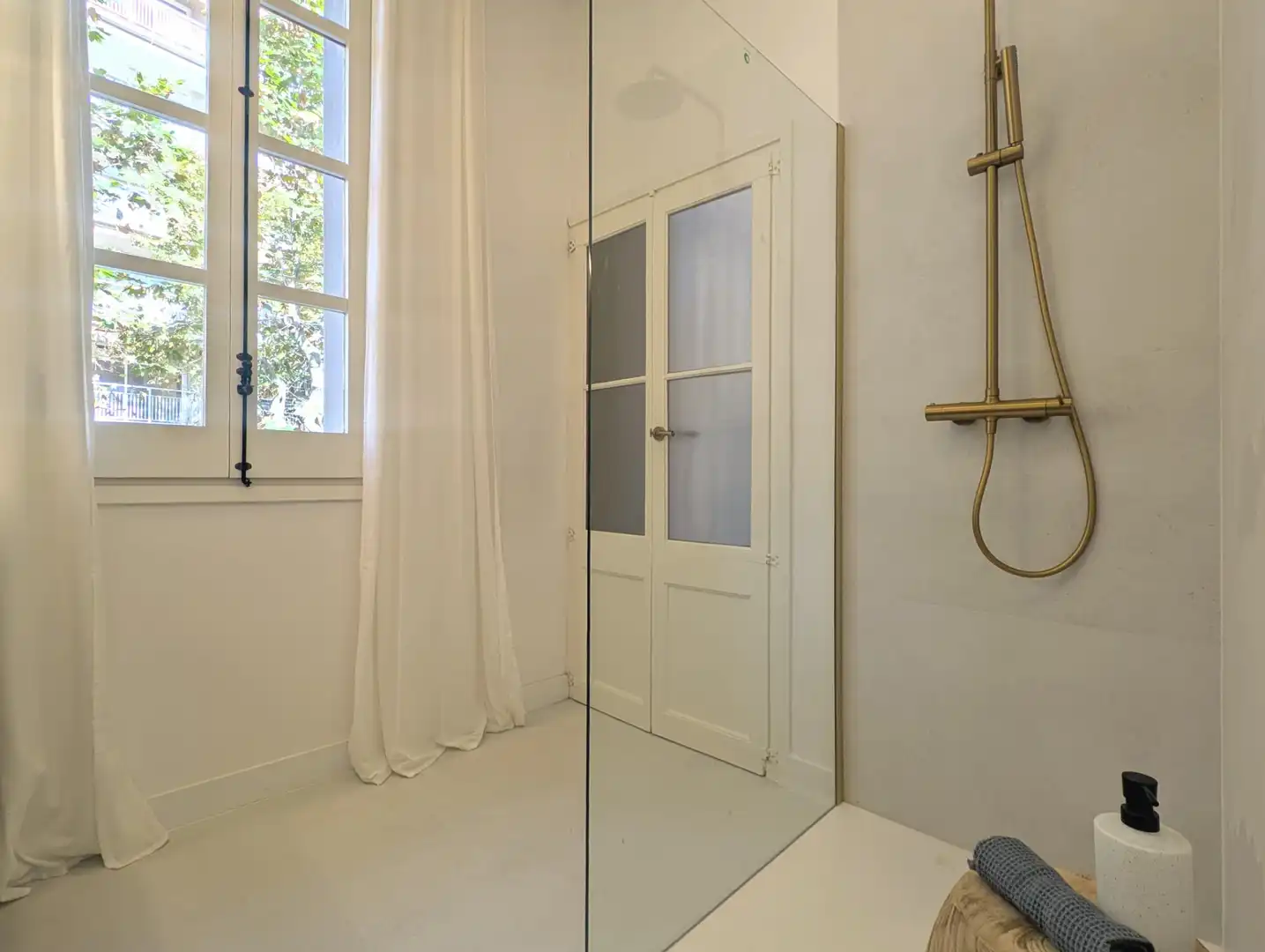 Baño de Casa adosada en venta en Mataró con Aire acondicionado, Calefacción y Parquet
