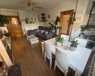 Living room of Flat for sale in Torrejón de Ardoz  with Heating, Private garden and Community pool