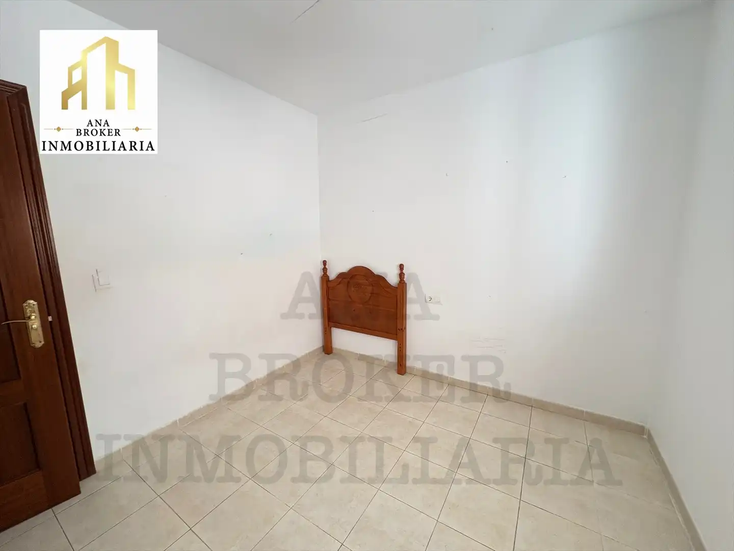 Habitación de Piso en venta en Ronda con Aire acondicionado, Terraza y Piscina comunitaria