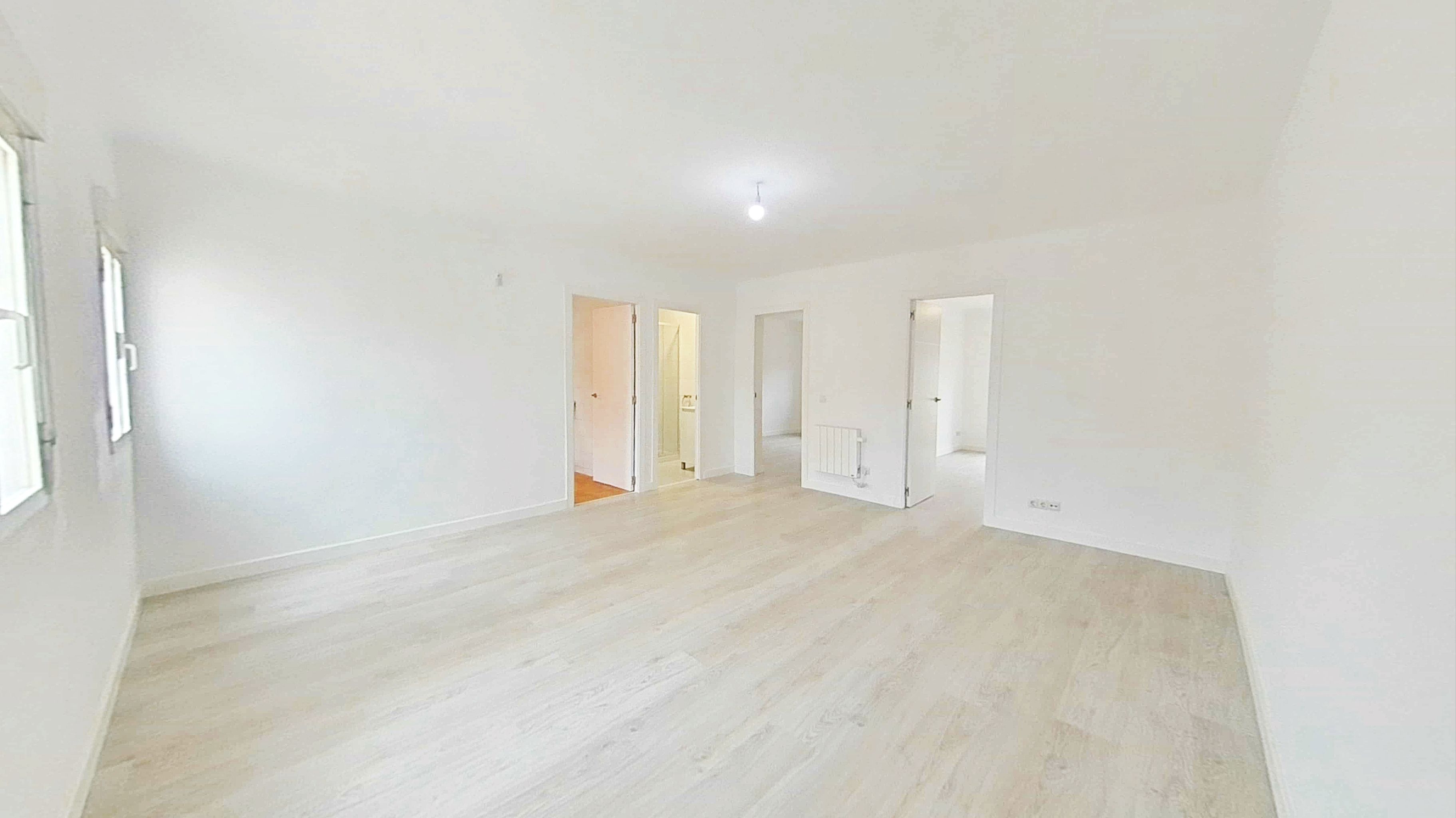 Exterior view of Flat to rent in  Madrid Capital  with Heating, Oven and Pets allowed