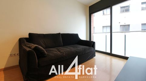 Foto 2 von Wohnung zur Miete in Calle Mare de Deu de Port, La Marina del Port, Barcelona Capital