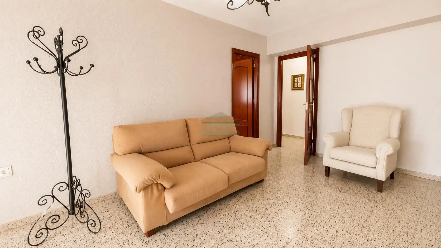 Living room of Flat for rent in Granada  with Air Conditioner, Furnished and Oven