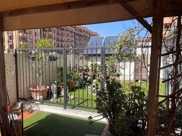 Jardí de Pis en venda en  Valencia Capital amb Aire condicionat i Terrassa