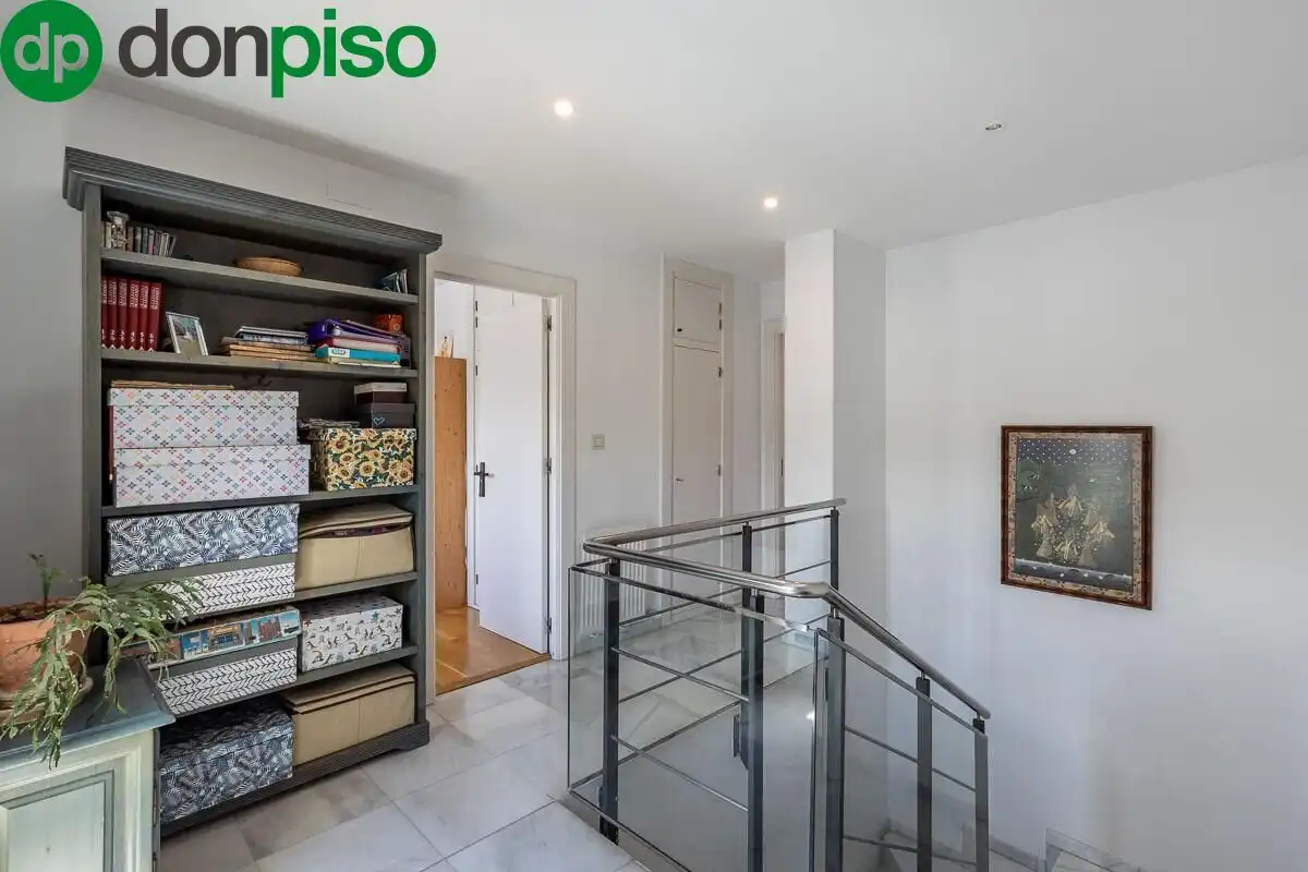 Casa o xalet en venda en Granada amb Aire condicionat, Calefacció i Terrassa