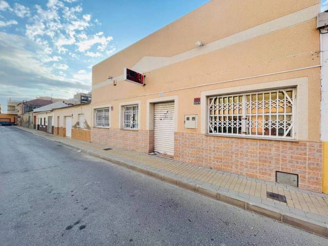 Local comercial en Venta en ANTONIO MAZON, 11 en Rafal