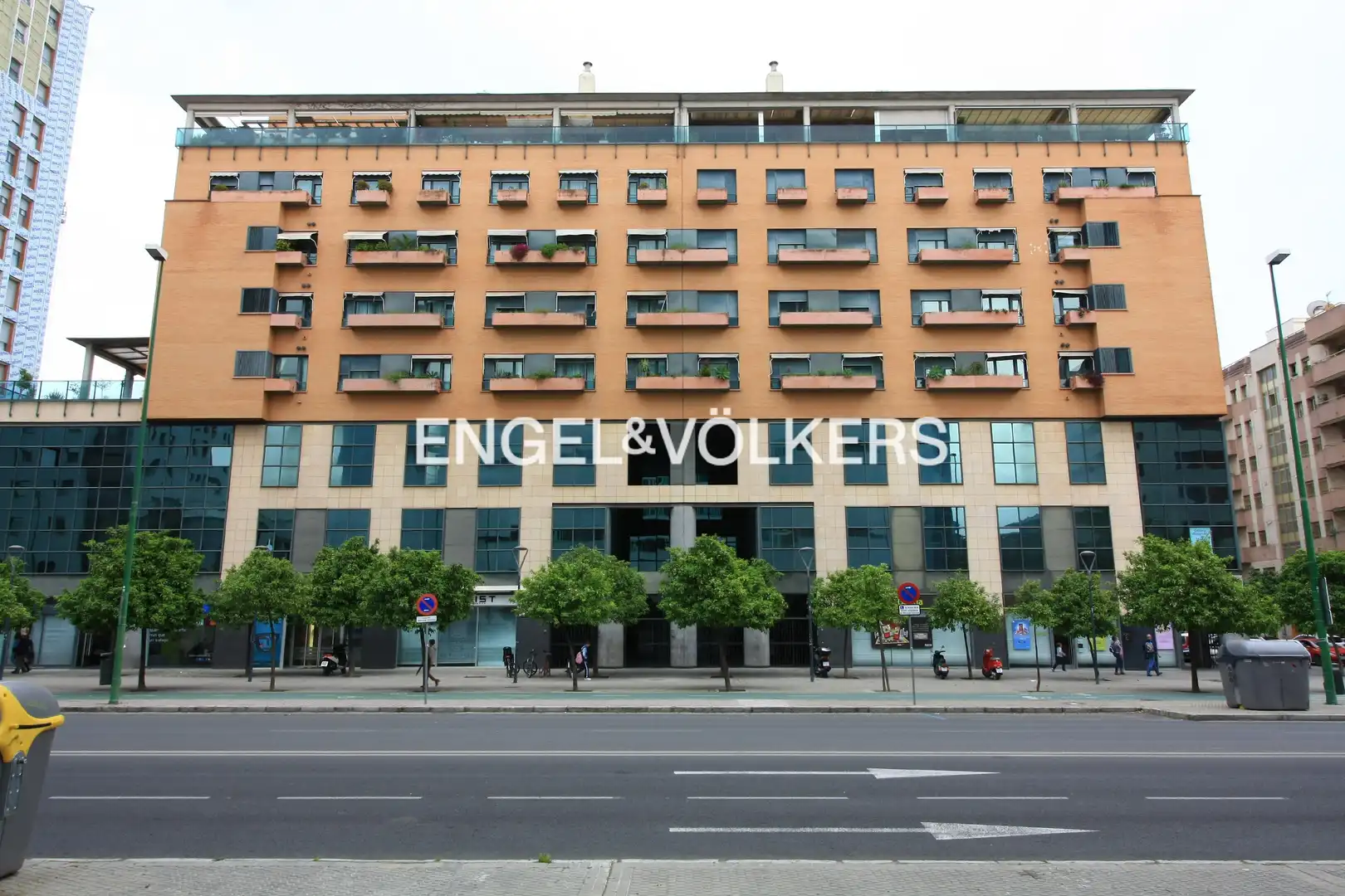 Exterior view of Flat for sale in Sevilla  with Heating