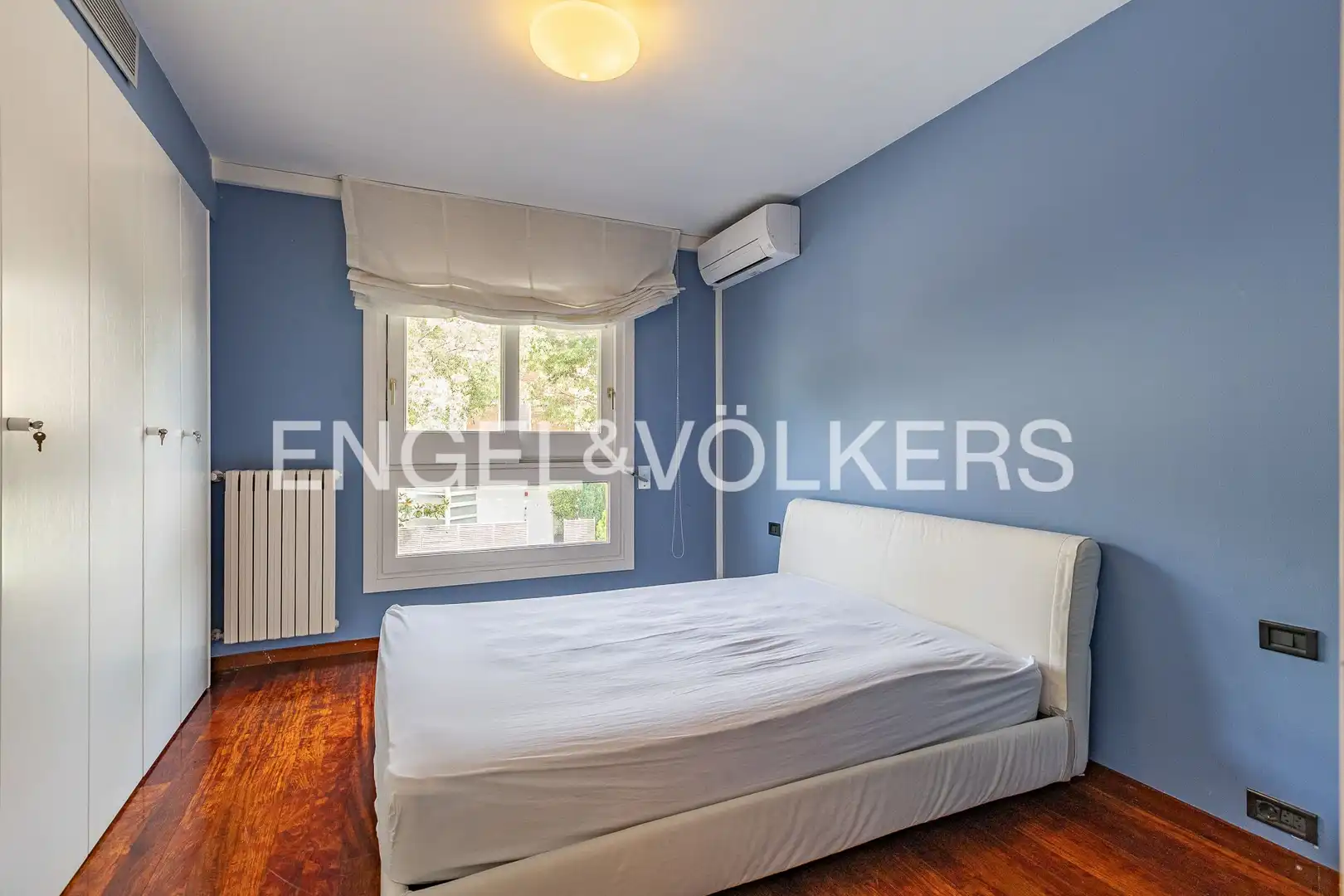 Habitación de Casa o chalet en venta en Sant Cugat del Vallès con Aire acondicionado, Calefacción y Jardín privado