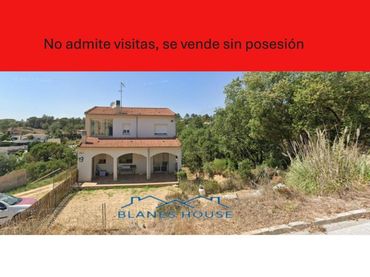 Villa à vendre à Calle BEGONIA 15