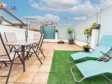 Casa con balcón en venta en Montillana