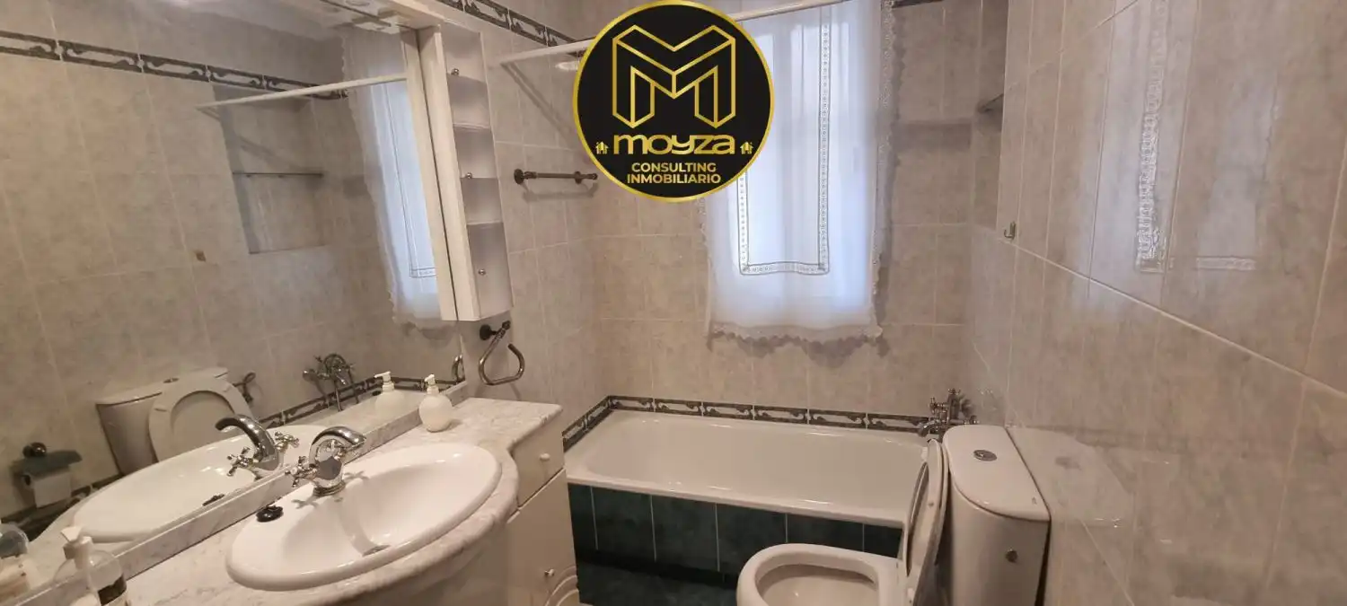 Piso con terraza en venta en Martos, imagen 24