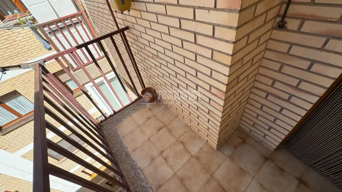 Terraza de Piso en venta en Zaragoza con Calefacción, Terraza y Trastero