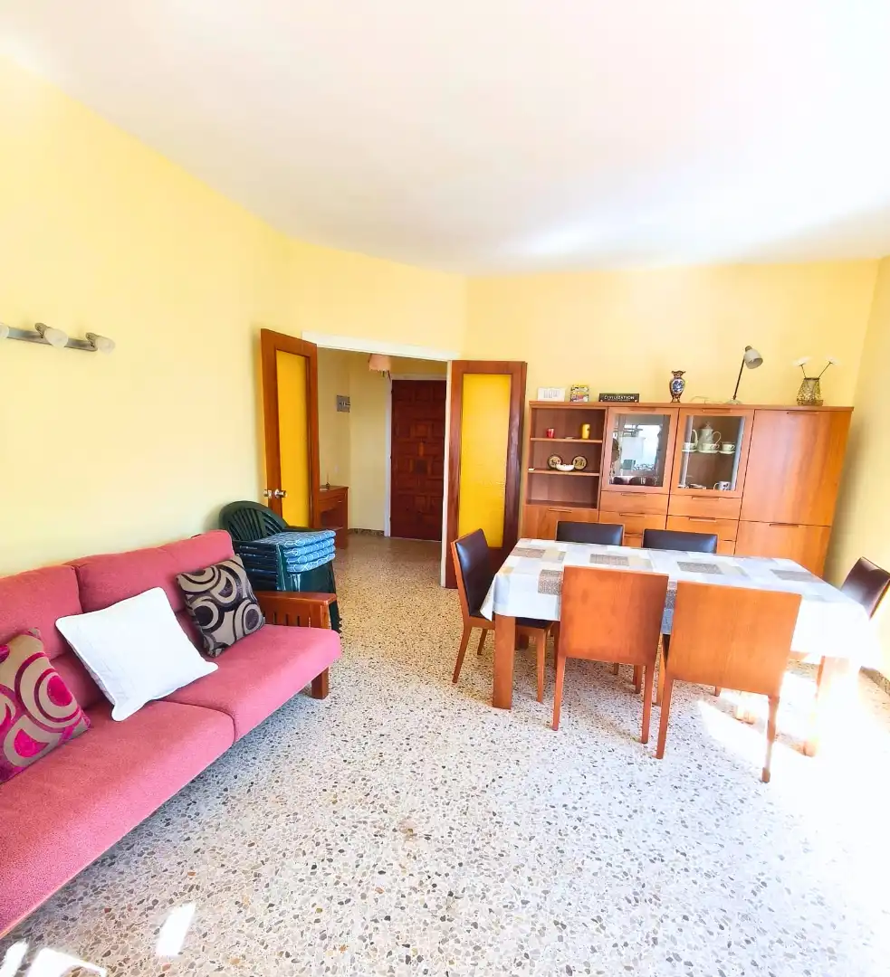 Sala de estar de Casa o chalet en venta en Cubelles con Calefacción, Jardín privado y Terraza