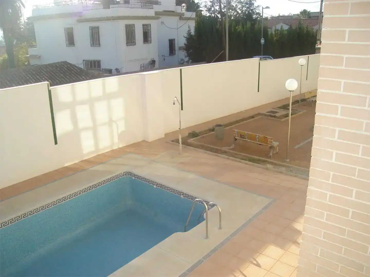 Piscina de Pis en venda en Huétor Vega amb Piscina