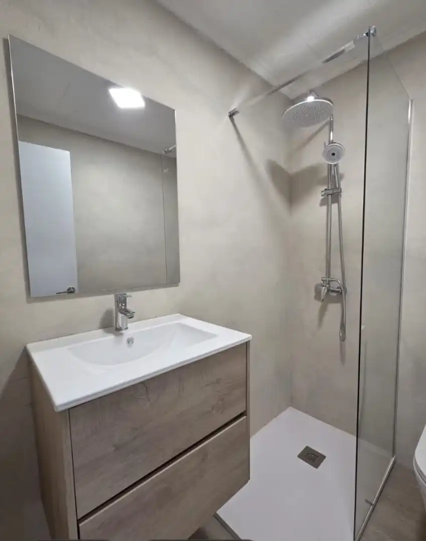 Bathroom of Apartments for sale in Zona Carrefour - Urbanizaciones