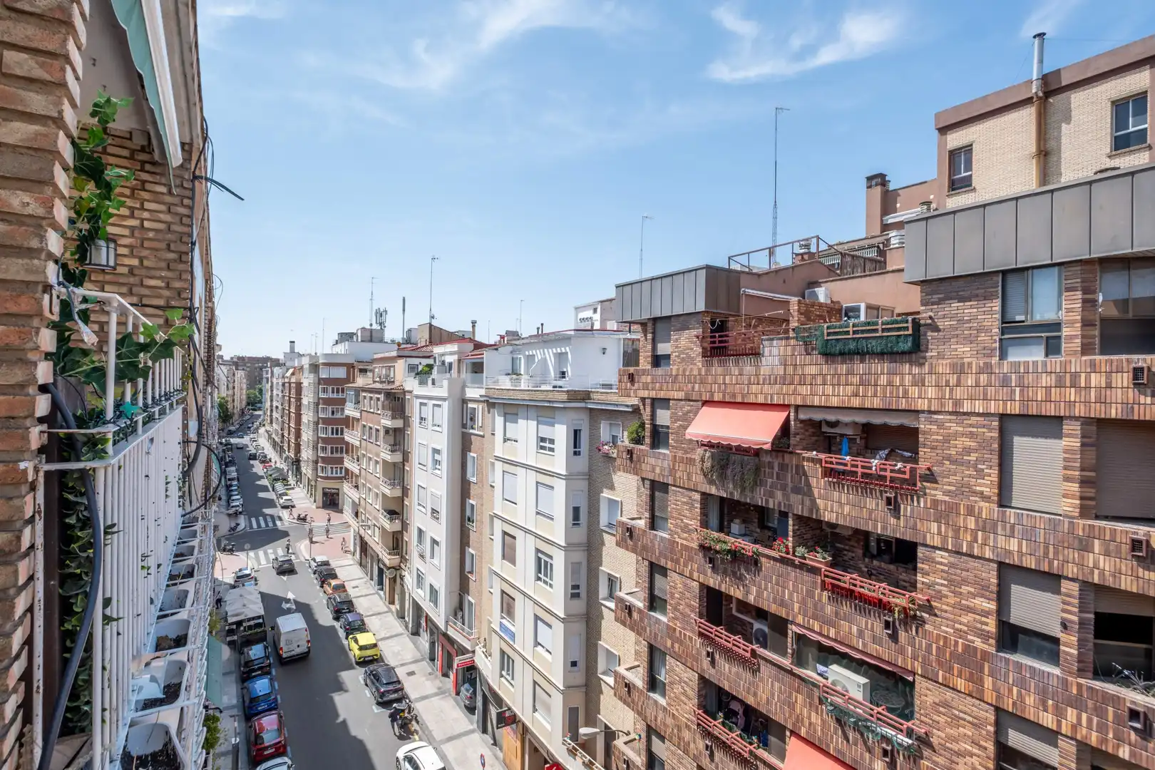 Exterior view of Flat for sale in Zaragoza  with Heating, Terrace and Storage room