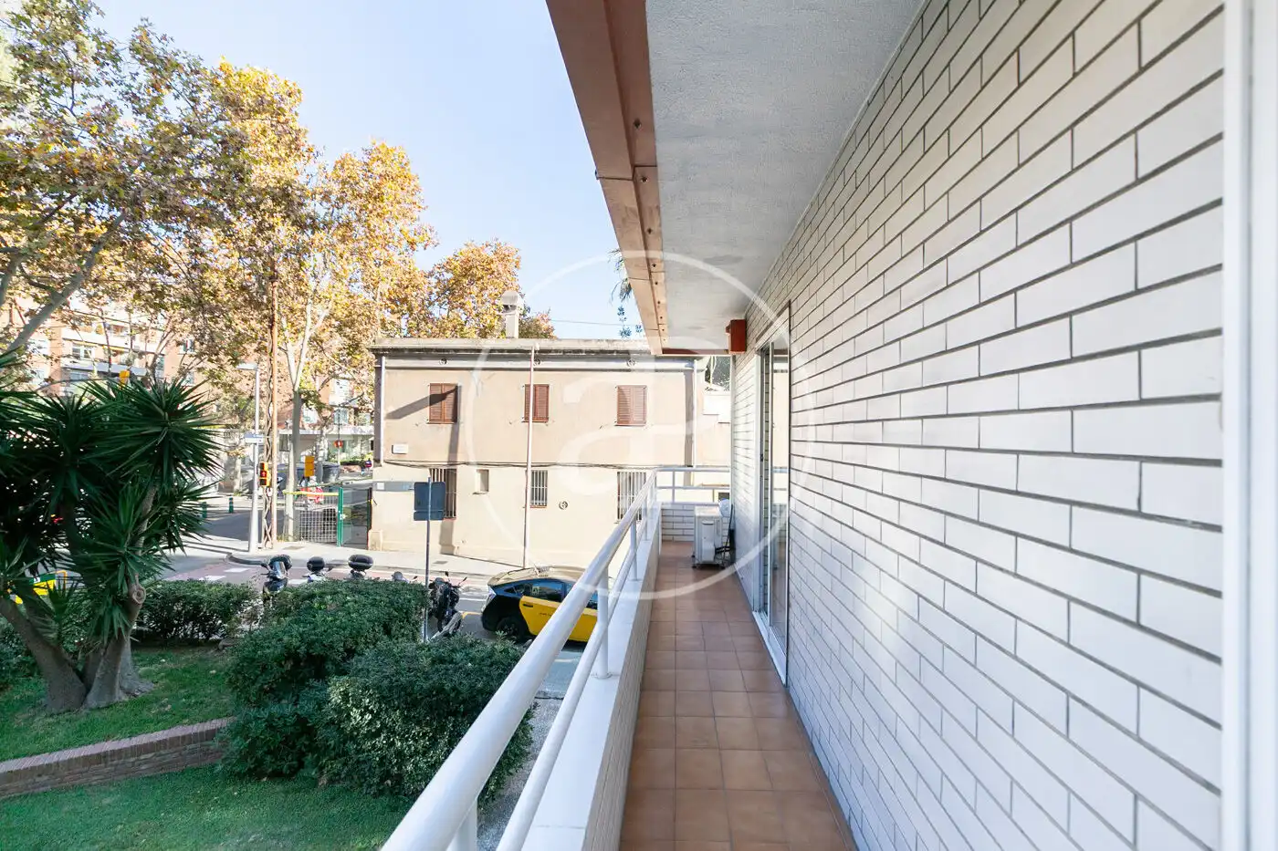 Vista exterior de Piso en venta en Barcelona con Aire acondicionado, Calefacción y Jardín privado