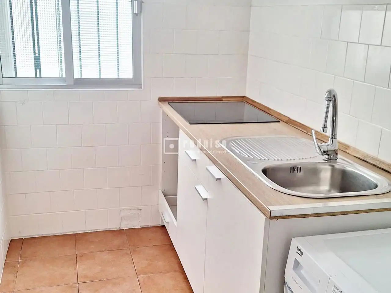 Cocina de Piso de alquiler en Sevilla con Aire acondicionado, Terraza y Amueblado