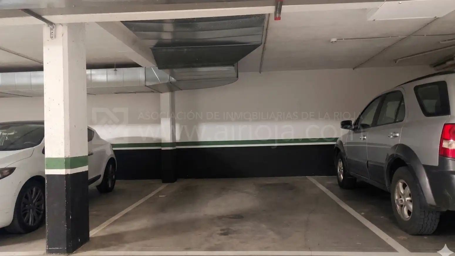 Parkplatz von Wohnung zur Miete in Villamediana de Iregua mit Heizung, Parkett und Terrasse