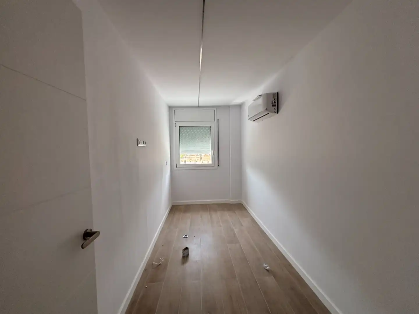 Piso en venta en Girona con Aire acondicionado, Calefacción y Terraza